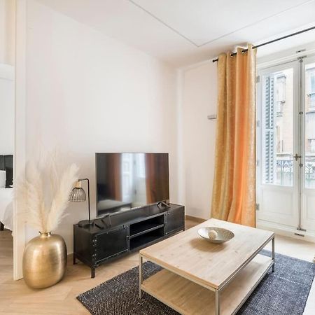 Lujoso Apartamento Cerca De Plaza Mayor Madrid Exterior foto